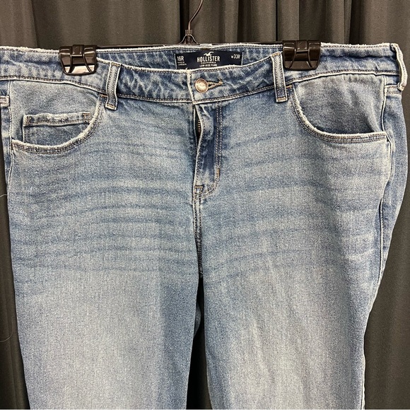 Hollister Low-Rise Flare Vintage Stretch Women's Light Blue Jeans B - Picture 2 of 11